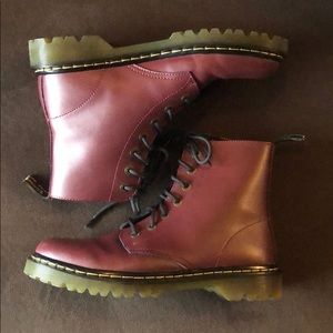 Dr. Martens “Luana” Boots US 10 UK 8 EU 42